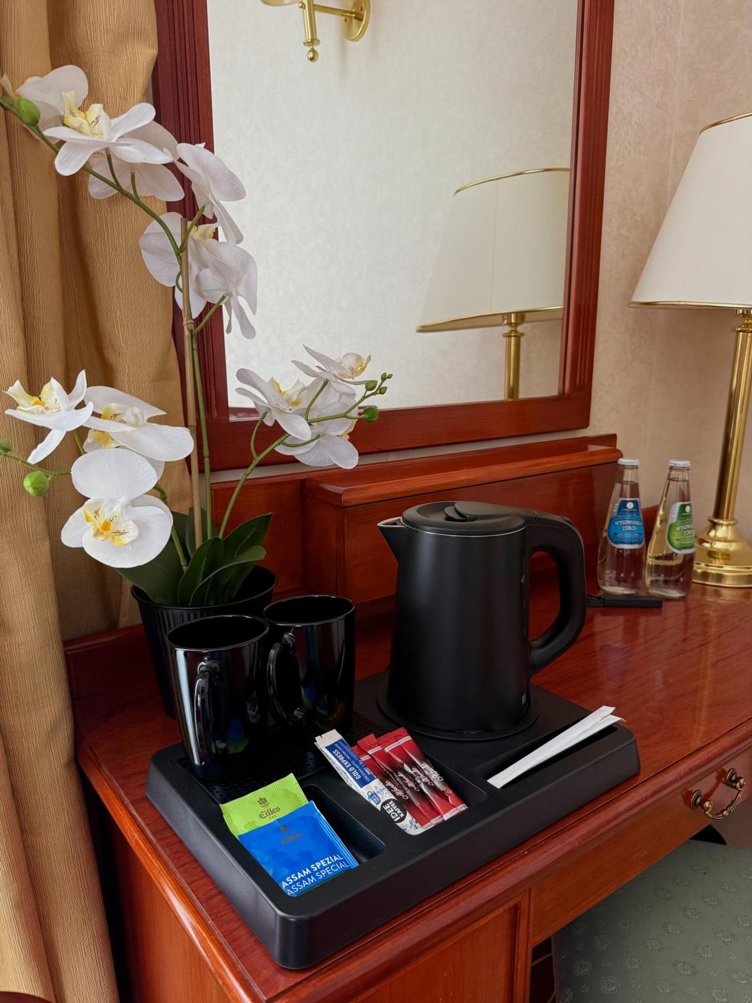 Hotel Mazurkas Ozarow Mazowiecki Luaran gambar